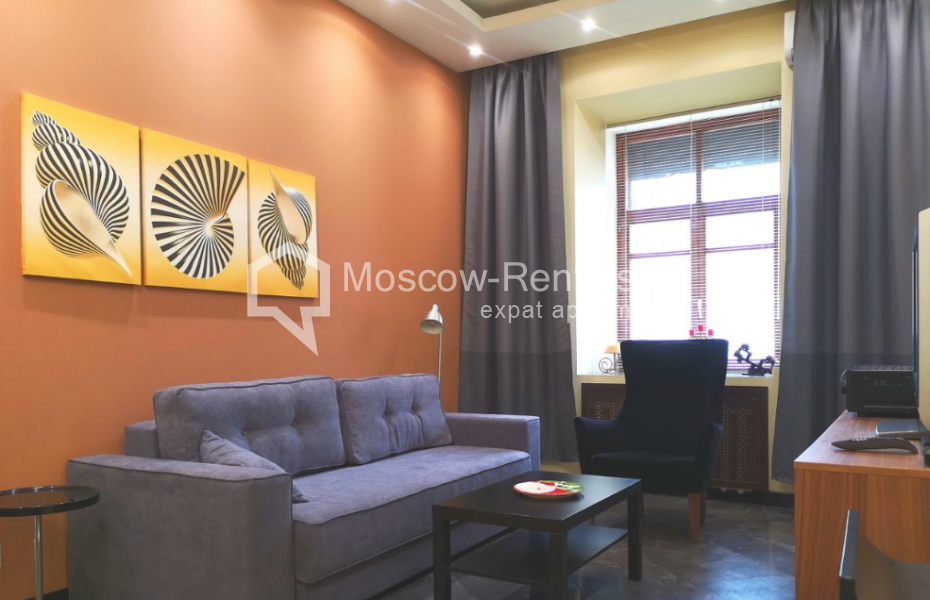 Photo #1 3-room (2 BR) apartment for <a href="http://moscow-rentals.ru/en/articles/long-term-rent" target="_blank">a long-term</a> rent
 in Russia, Moscow, Kutuzovskyi lane, 4/2