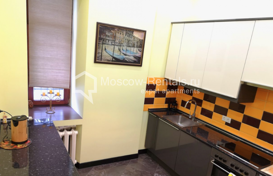 Photo #7 3-room (2 BR) apartment for <a href="http://moscow-rentals.ru/en/articles/long-term-rent" target="_blank">a long-term</a> rent
 in Russia, Moscow, Kutuzovskyi lane, 4/2