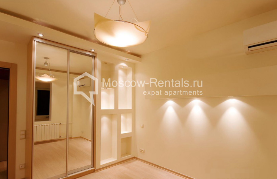 Photo #5 2-room (1 BR) apartment for <a href="http://moscow-rentals.ru/en/articles/long-term-rent" target="_blank">a long-term</a> rent
 in Russia, Moscow, Novocheremushinskaya str, 23к3