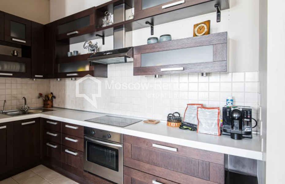 Photo #4 4-room (3 BR) apartment for <a href="http://moscow-rentals.ru/en/articles/long-term-rent" target="_blank">a long-term</a> rent
 in Russia, Moscow, 3rd Monetchikovskyi lane, 10/1