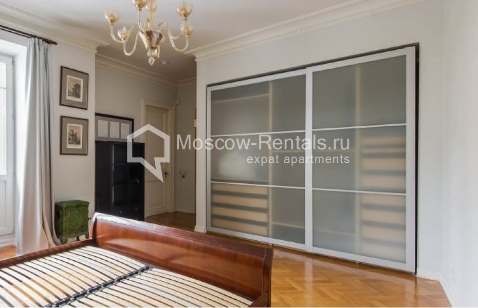 Photo #9 5-room (4 BR) apartment for <a href="http://moscow-rentals.ru/en/articles/long-term-rent" target="_blank">a long-term</a> rent
 in Russia, Moscow, M. Polyanka str, 5