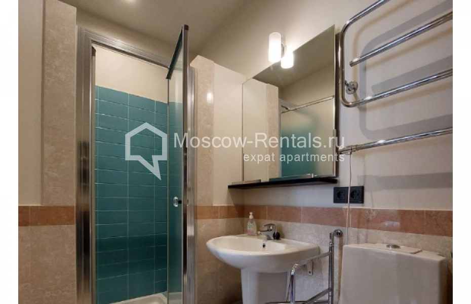 Photo #23 5-room (4 BR) apartment for <a href="http://moscow-rentals.ru/en/articles/long-term-rent" target="_blank">a long-term</a> rent
 in Russia, Moscow, B. Polaynka str, 4/10