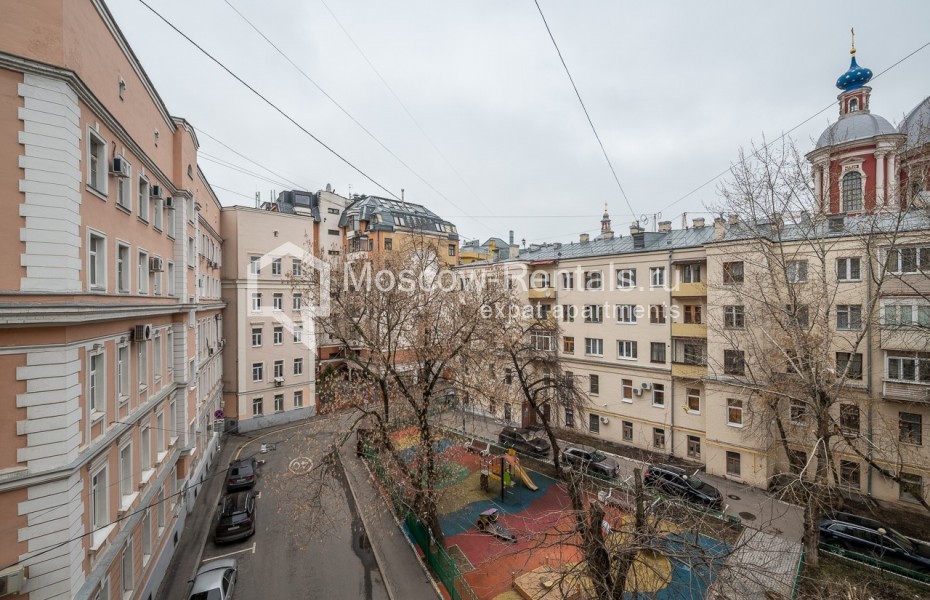 Photo #22 4-room (3 BR) apartment for <a href="http://moscow-rentals.ru/en/articles/long-term-rent" target="_blank">a long-term</a> rent
 in Russia, Moscow, Golikovskyi lane, 5