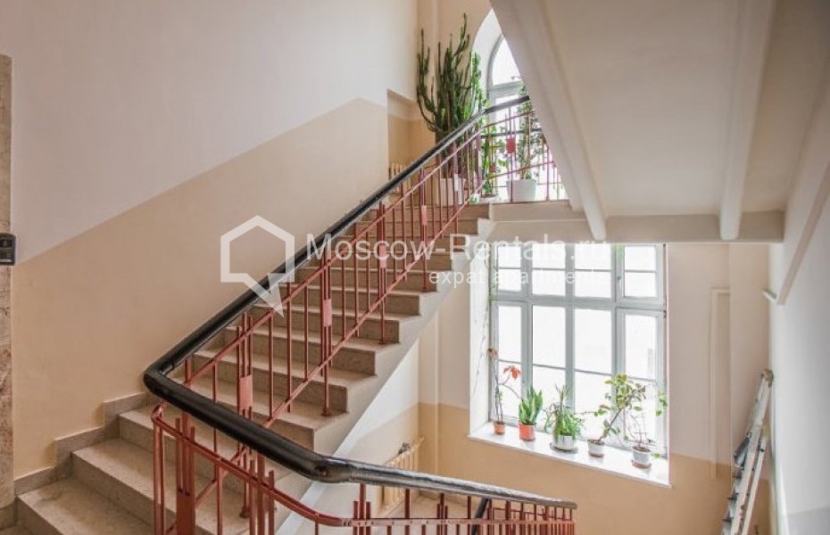 Photo #16 4-room (3 BR) apartment for <a href="http://moscow-rentals.ru/en/articles/long-term-rent" target="_blank">a long-term</a> rent
 in Russia, Moscow, B. Ordynka str, 67