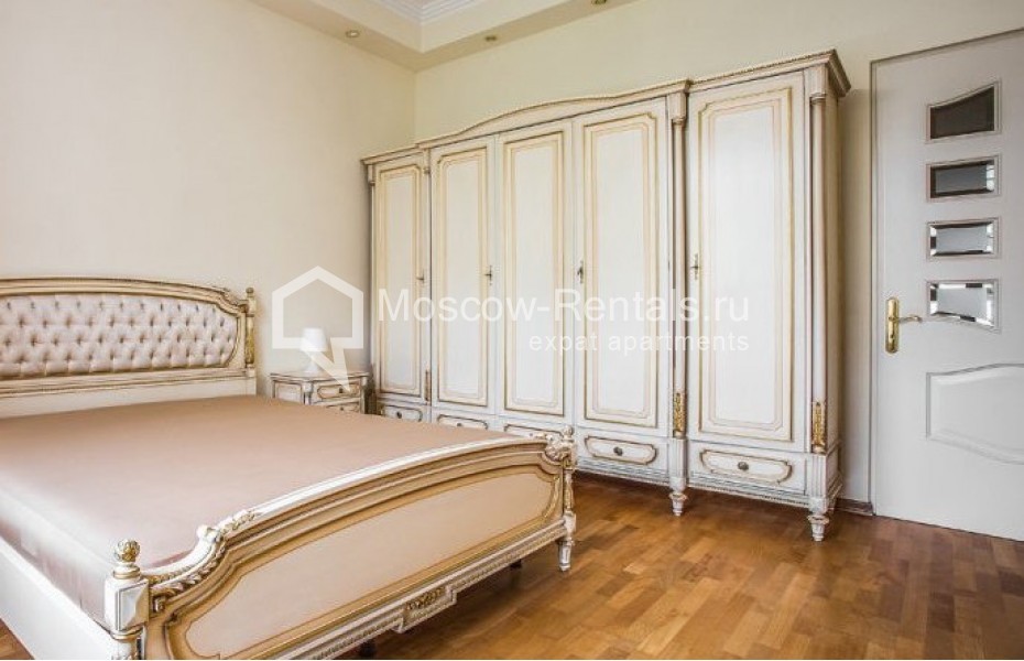 Photo #6 4-room (3 BR) apartment for <a href="http://moscow-rentals.ru/en/articles/long-term-rent" target="_blank">a long-term</a> rent
 in Russia, Moscow, B. Ordynka str, 67