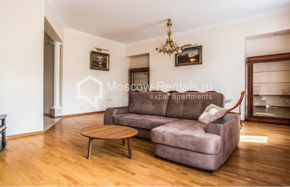 Photo #1 4-room (3 BR) apartment for <a href="http://moscow-rentals.ru/en/articles/long-term-rent" target="_blank">a long-term</a> rent
 in Russia, Moscow, B. Ordynka str, 67