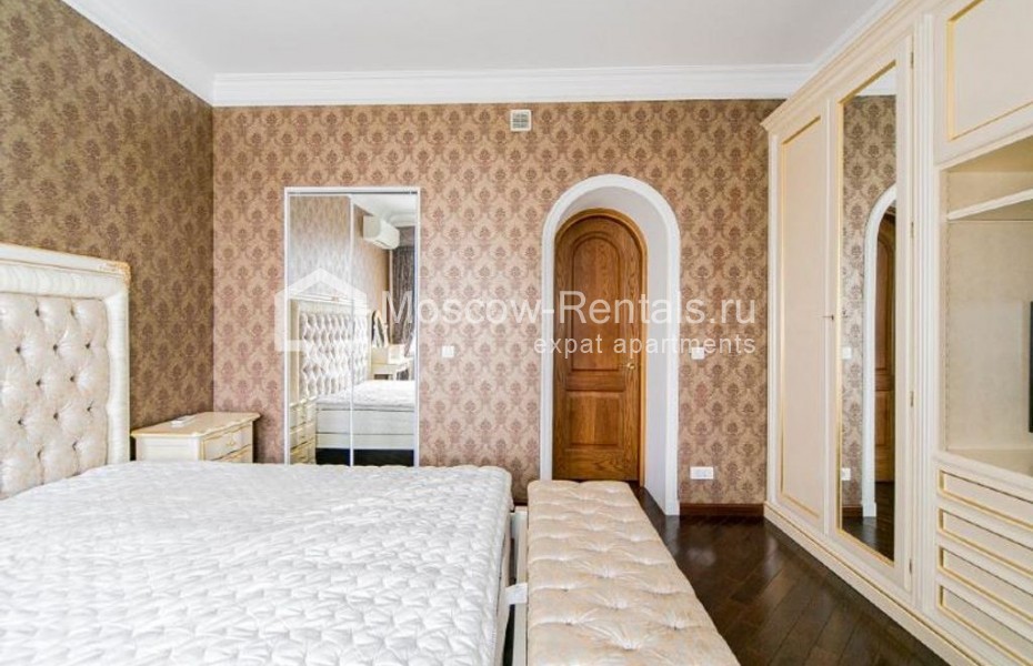 Photo #10 4-room (3 BR) apartment for <a href="http://moscow-rentals.ru/en/articles/long-term-rent" target="_blank">a long-term</a> rent
 in Russia, Moscow, Bakhrushina str, 19С2