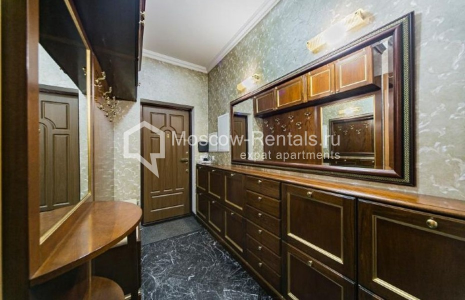 Photo #27 4-room (3 BR) apartment for <a href="http://moscow-rentals.ru/en/articles/long-term-rent" target="_blank">a long-term</a> rent
 in Russia, Moscow, Bakhrushina str, 19С2