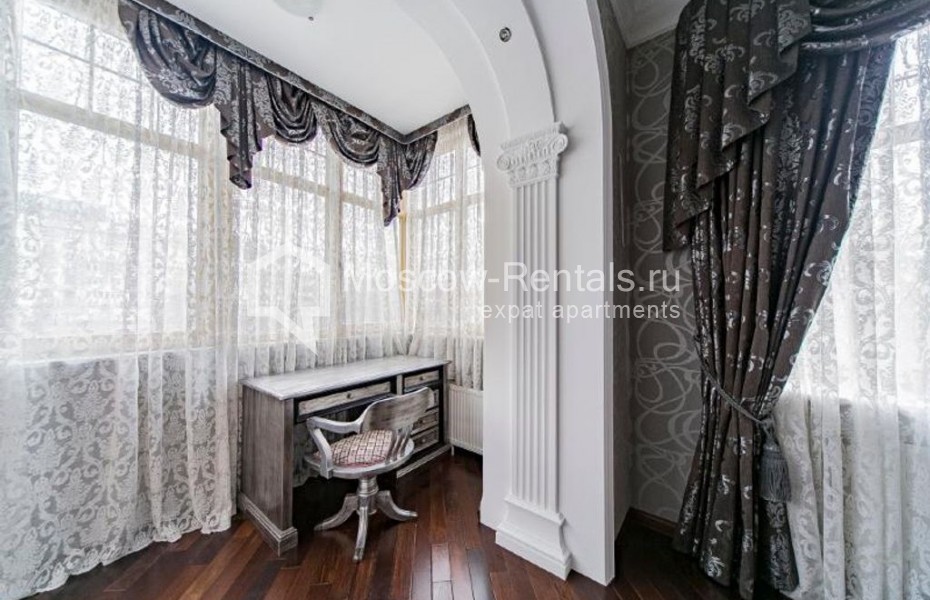 Photo #18 4-room (3 BR) apartment for <a href="http://moscow-rentals.ru/en/articles/long-term-rent" target="_blank">a long-term</a> rent
 in Russia, Moscow, Bakhrushina str, 19С2