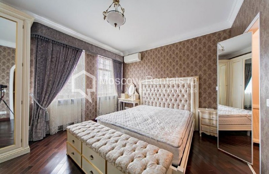 Photo #8 4-room (3 BR) apartment for <a href="http://moscow-rentals.ru/en/articles/long-term-rent" target="_blank">a long-term</a> rent
 in Russia, Moscow, Bakhrushina str, 19С2