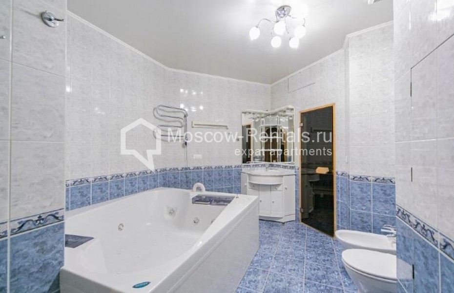 Photo #21 4-room (3 BR) apartment for <a href="http://moscow-rentals.ru/en/articles/long-term-rent" target="_blank">a long-term</a> rent
 in Russia, Moscow, Bakhrushina str, 19С2