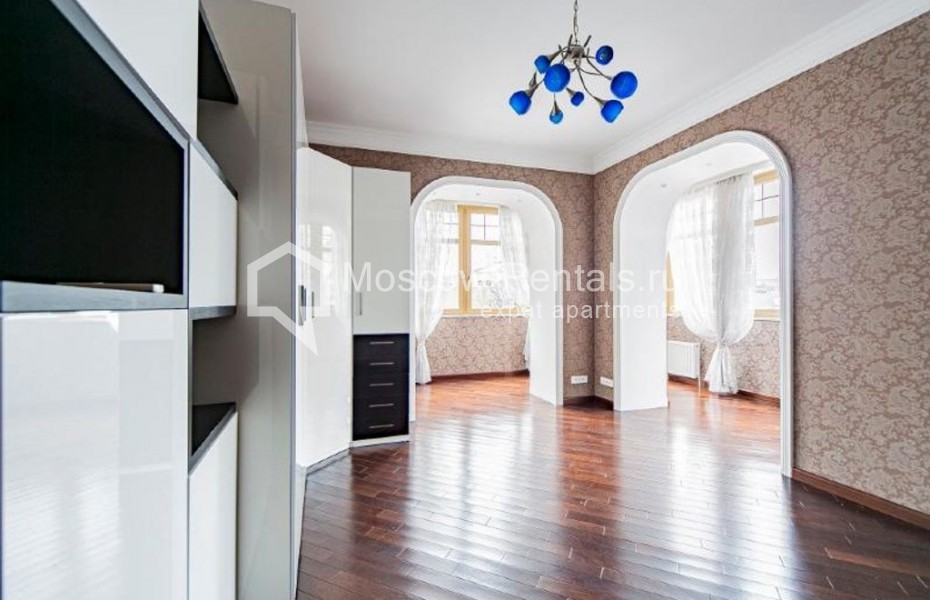 Photo #16 4-room (3 BR) apartment for <a href="http://moscow-rentals.ru/en/articles/long-term-rent" target="_blank">a long-term</a> rent
 in Russia, Moscow, Bakhrushina str, 19С2