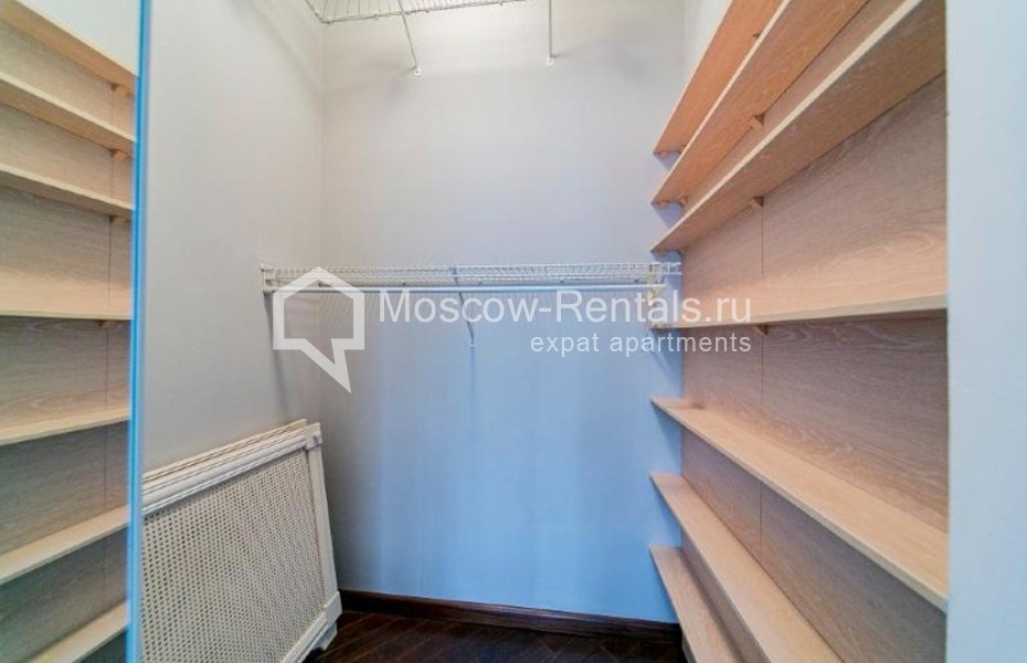Photo #24 4-room (3 BR) apartment for <a href="http://moscow-rentals.ru/en/articles/long-term-rent" target="_blank">a long-term</a> rent
 in Russia, Moscow, Bakhrushina str, 19С2