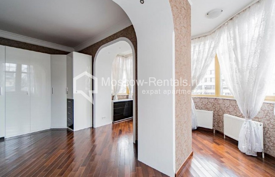 Photo #19 4-room (3 BR) apartment for <a href="http://moscow-rentals.ru/en/articles/long-term-rent" target="_blank">a long-term</a> rent
 in Russia, Moscow, Bakhrushina str, 19С2