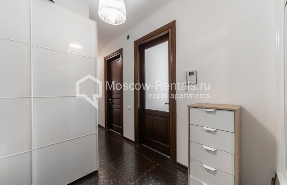 Photo #17 4-room (3 BR) apartment for <a href="http://moscow-rentals.ru/en/articles/long-term-rent" target="_blank">a long-term</a> rent
 in Russia, Moscow, 1st Novokuznetskyi lane, 10С1