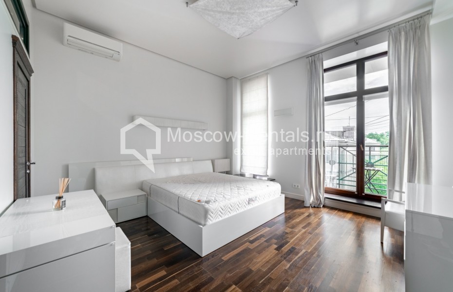 Photo #9 4-room (3 BR) apartment for <a href="http://moscow-rentals.ru/en/articles/long-term-rent" target="_blank">a long-term</a> rent
 in Russia, Moscow, M. Polyanka str, 2