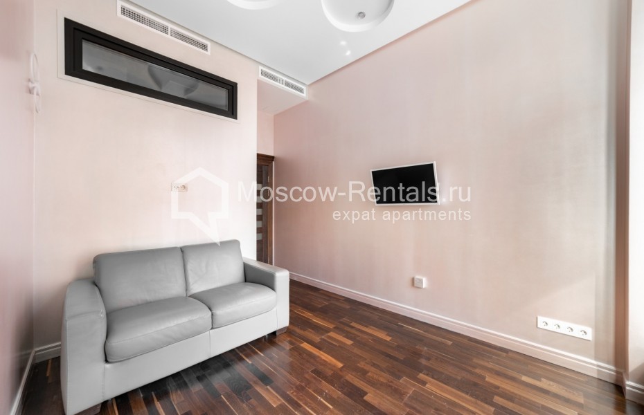Photo #17 4-room (3 BR) apartment for <a href="http://moscow-rentals.ru/en/articles/long-term-rent" target="_blank">a long-term</a> rent
 in Russia, Moscow, M. Polyanka str, 2