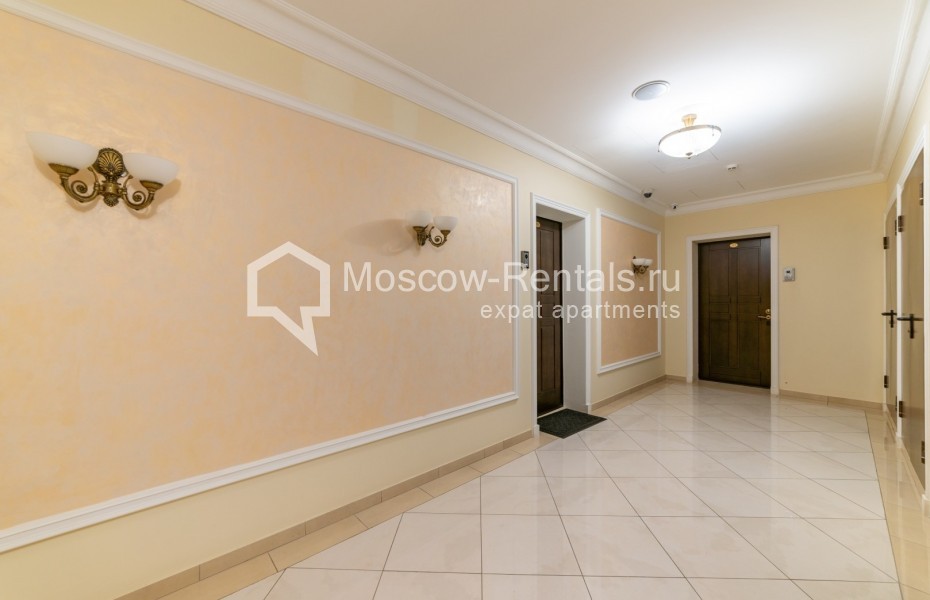 Photo #30 4-room (3 BR) apartment for <a href="http://moscow-rentals.ru/en/articles/long-term-rent" target="_blank">a long-term</a> rent
 in Russia, Moscow, M. Polyanka str, 2