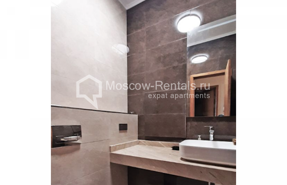 Photo #17 4-room (3 BR) apartment for <a href="http://moscow-rentals.ru/en/articles/long-term-rent" target="_blank">a long-term</a> rent
 in Russia, Moscow, Plotnikov lane, 13