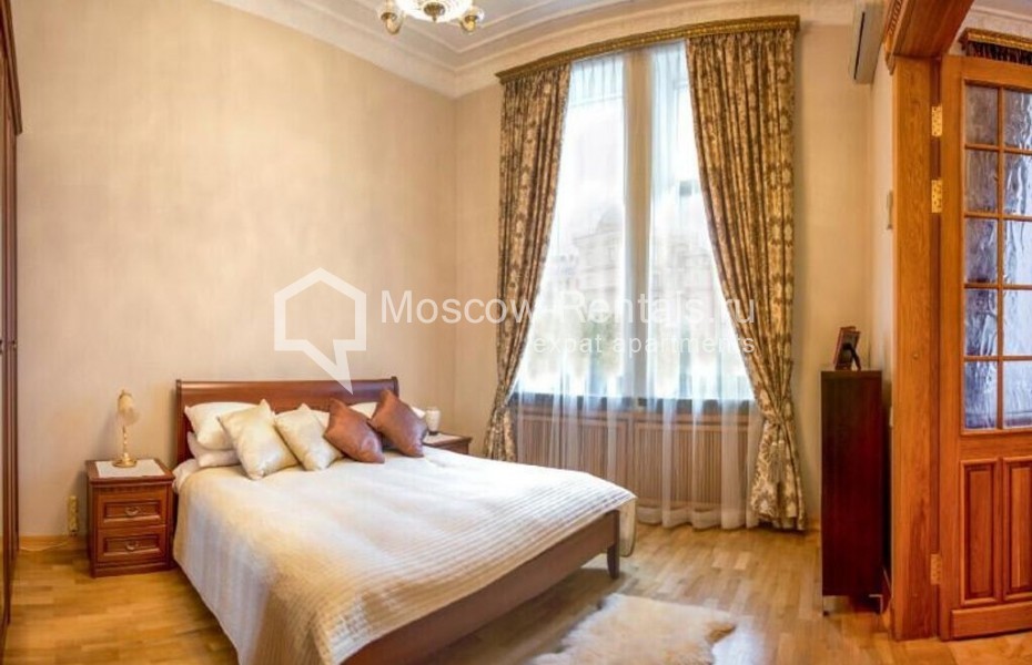 Photo #10 4-room (3 BR) apartment for <a href="http://moscow-rentals.ru/en/articles/long-term-rent" target="_blank">a long-term</a> rent
 in Russia, Moscow, Znamenka str, 13 С 1