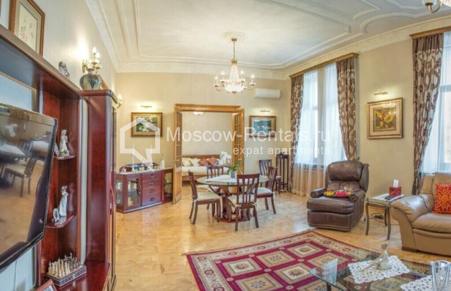 Photo #4 4-room (3 BR) apartment for <a href="http://moscow-rentals.ru/en/articles/long-term-rent" target="_blank">a long-term</a> rent
 in Russia, Moscow, Znamenka str, 13 С 1