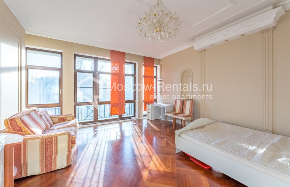 Photo #6 4-room (3 BR) apartment for <a href="http://moscow-rentals.ru/en/articles/long-term-rent" target="_blank">a long-term</a> rent
 in Russia, Moscow, Lyalin lane, 19 К 1
