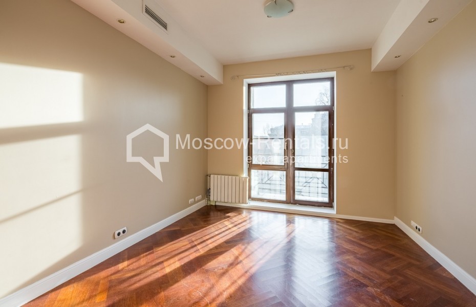 Photo #11 4-room (3 BR) apartment for <a href="http://moscow-rentals.ru/en/articles/long-term-rent" target="_blank">a long-term</a> rent
 in Russia, Moscow, Lyalin lane, 19 К 1