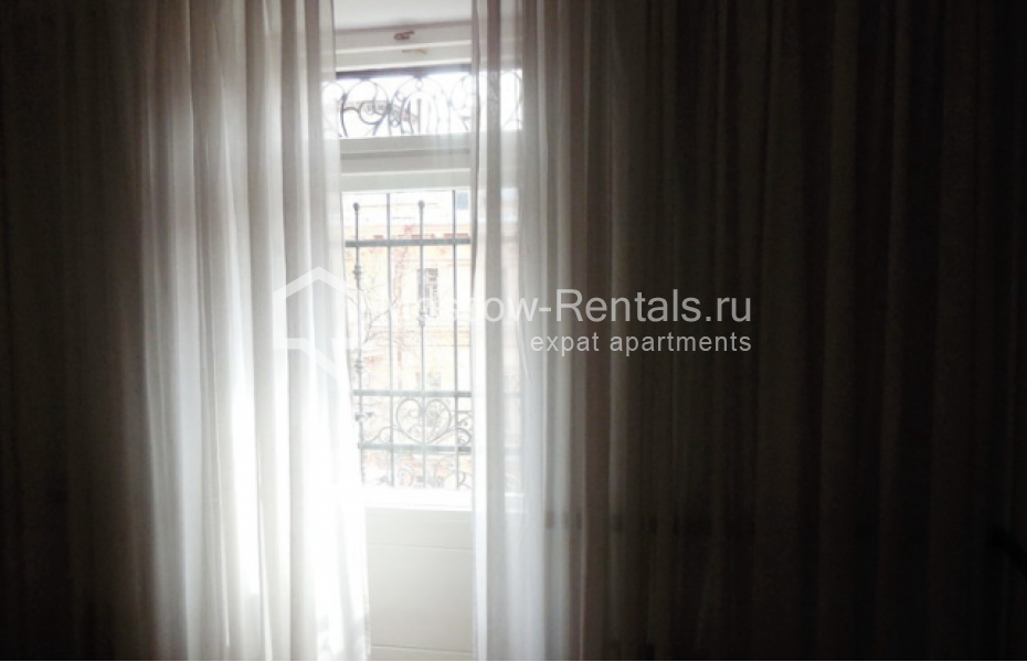 Photo #15 4-room (3 BR) apartment for <a href="http://moscow-rentals.ru/en/articles/long-term-rent" target="_blank">a long-term</a> rent
 in Russia, Moscow, Romanov lane, 3 С 7