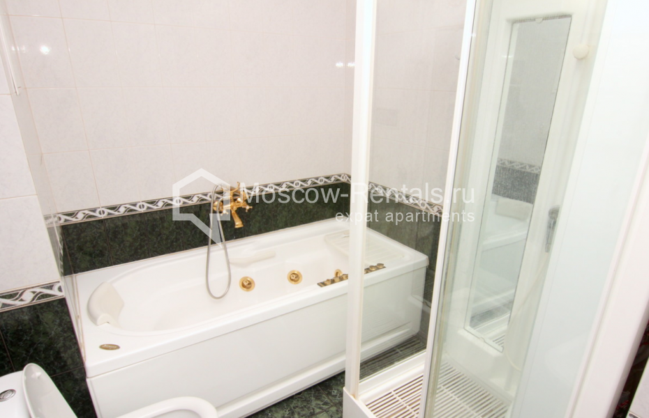 Photo #18 4-room (3 BR) apartment for <a href="http://moscow-rentals.ru/en/articles/long-term-rent" target="_blank">a long-term</a> rent
 in Russia, Moscow, Poslednyi lane, 13