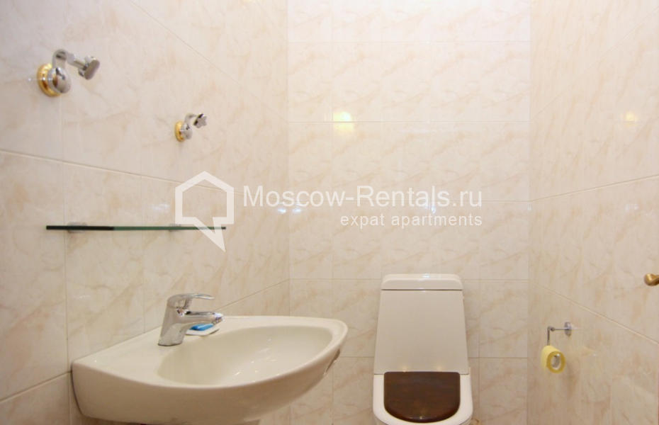 Photo #20 4-room (3 BR) apartment for <a href="http://moscow-rentals.ru/en/articles/long-term-rent" target="_blank">a long-term</a> rent
 in Russia, Moscow, Poslednyi lane, 13