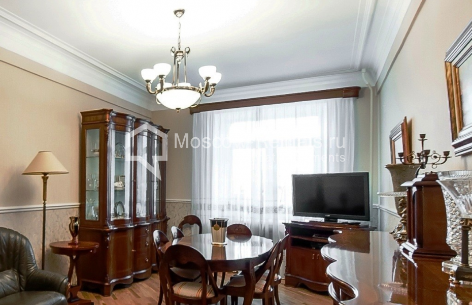 Photo #1 5-room (4 BR) apartment for <a href="http://moscow-rentals.ru/en/articles/long-term-rent" target="_blank">a long-term</a> rent
 in Russia, Moscow, Frunzenskaya emb, 4