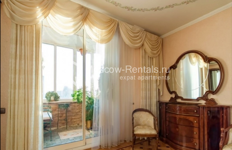 Photo #17 4-room (3 BR) apartment for <a href="http://moscow-rentals.ru/en/articles/long-term-rent" target="_blank">a long-term</a> rent
 in Russia, Moscow, Bolshaya Gruzinskaya str,  37 С 2