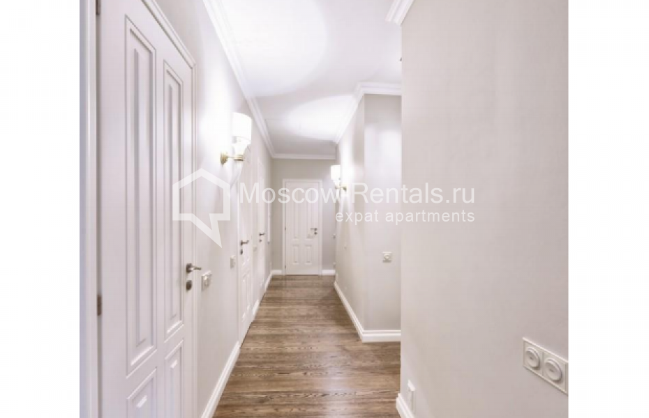 Photo #9 4-room (3 BR) apartment for <a href="http://moscow-rentals.ru/en/articles/long-term-rent" target="_blank">a long-term</a> rent
 in Russia, Moscow, Frunzenskaya emb., 24