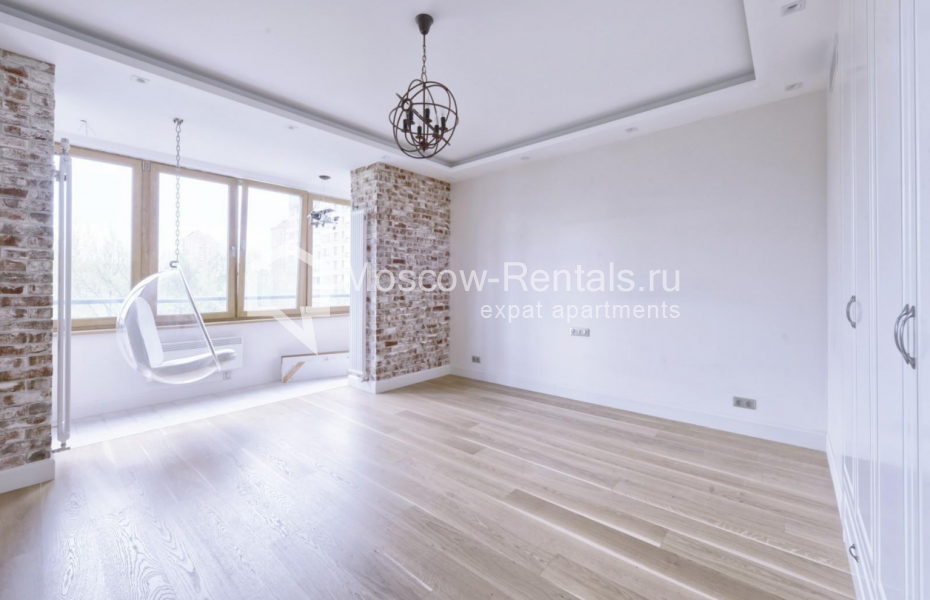 Photo #13 4-room (3 BR) apartment for <a href="http://moscow-rentals.ru/en/articles/long-term-rent" target="_blank">a long-term</a> rent
 in Russia, Moscow, Leninsky prospect, 126