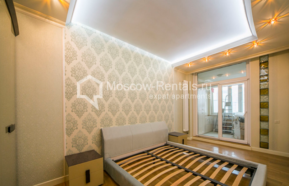 Photo #9 4-room (3 BR) apartment for <a href="http://moscow-rentals.ru/en/articles/long-term-rent" target="_blank">a long-term</a> rent
 in Russia, Moscow, Shabolovka str, 10 к 1