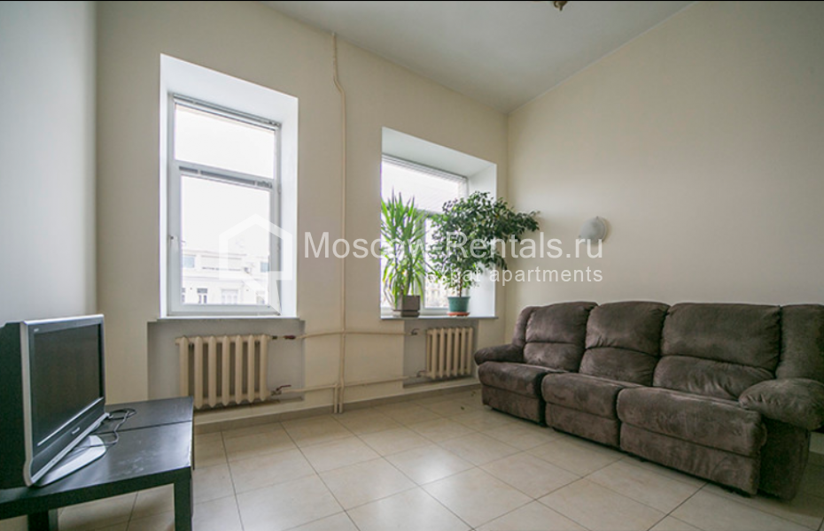 Photo #7 5-room (4 BR) apartment for <a href="http://moscow-rentals.ru/en/articles/long-term-rent" target="_blank">a long-term</a> rent
 in Russia, Moscow, Komslomolsky prospect, 3