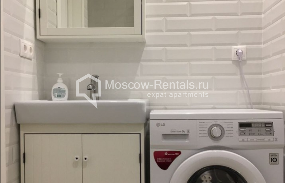 Photo #16 2-room (1 BR) apartment for <a href="http://moscow-rentals.ru/en/articles/long-term-rent" target="_blank">a long-term</a> rent
 in Russia, Moscow, Shabolovka str, 59 К 2