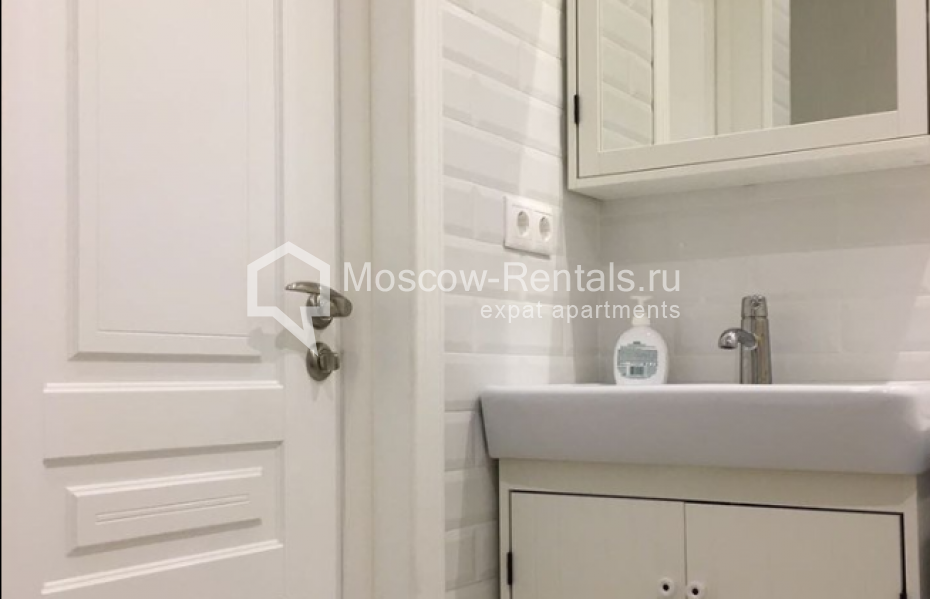 Photo #26 2-room (1 BR) apartment for <a href="http://moscow-rentals.ru/en/articles/long-term-rent" target="_blank">a long-term</a> rent
 in Russia, Moscow, Shabolovka str, 59 К 2
