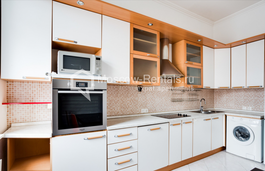 Photo #5 4-room (3 BR) apartment for <a href="http://moscow-rentals.ru/en/articles/long-term-rent" target="_blank">a long-term</a> rent
 in Russia, Moscow, Golikovsky lane, 5