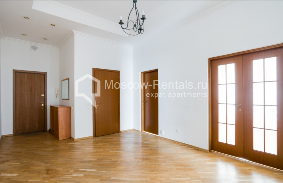 Photo #16 4-room (3 BR) apartment for <a href="http://moscow-rentals.ru/en/articles/long-term-rent" target="_blank">a long-term</a> rent
 in Russia, Moscow, Golikovsky lane, 5
