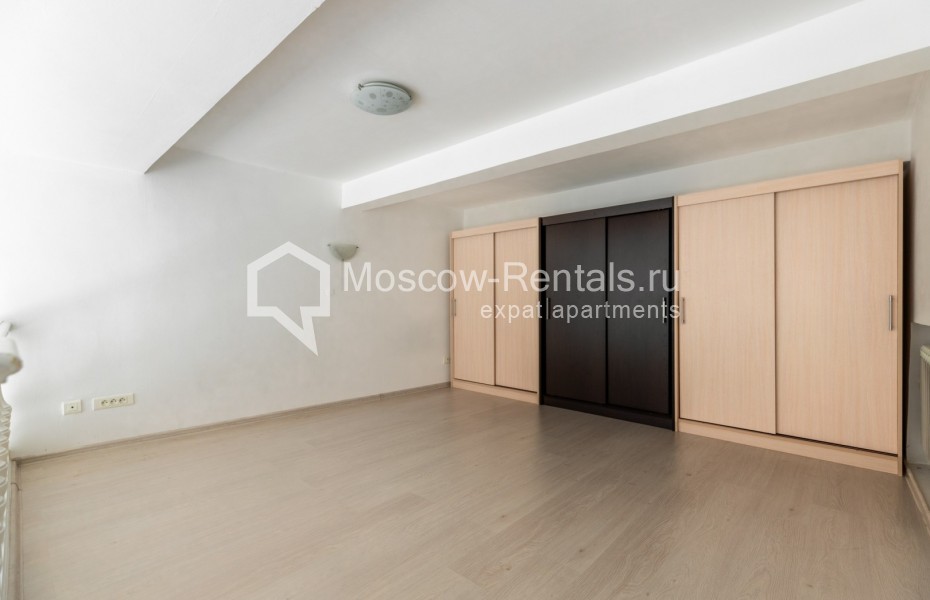 Photo #8 5-room (4 BR) apartment for <a href="http://moscow-rentals.ru/en/articles/long-term-rent" target="_blank">a long-term</a> rent
 in Russia, Moscow, Malaya Ordynka str, 13 С 1