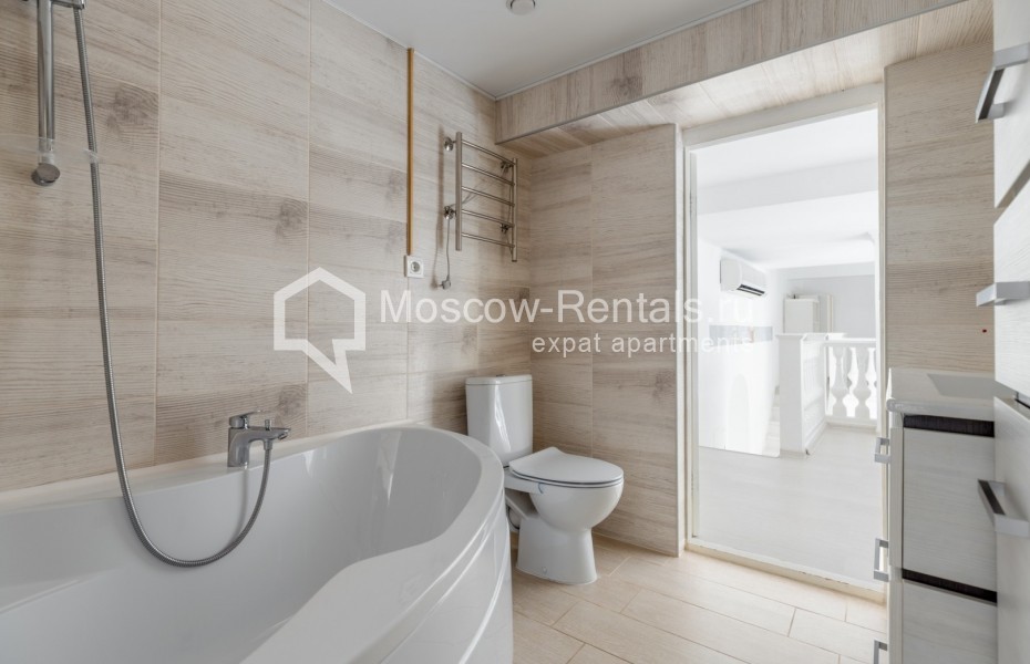 Photo #16 5-room (4 BR) apartment for <a href="http://moscow-rentals.ru/en/articles/long-term-rent" target="_blank">a long-term</a> rent
 in Russia, Moscow, Malaya Ordynka str, 13 С 1