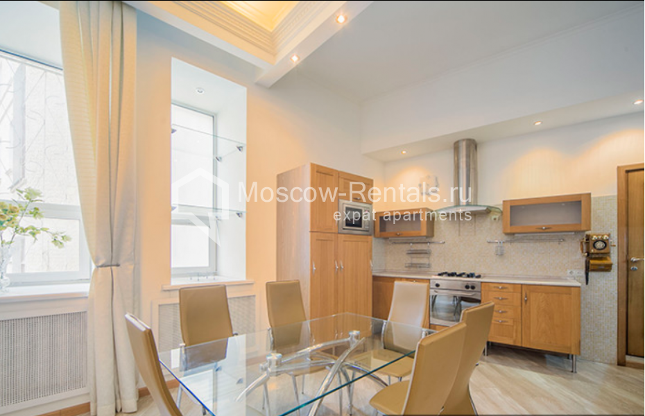 Photo #5 5-room (4 BR) apartment for <a href="http://moscow-rentals.ru/en/articles/long-term-rent" target="_blank">a long-term</a> rent
 in Russia, Moscow, Bolshaya Yakimanka str, 25- 27