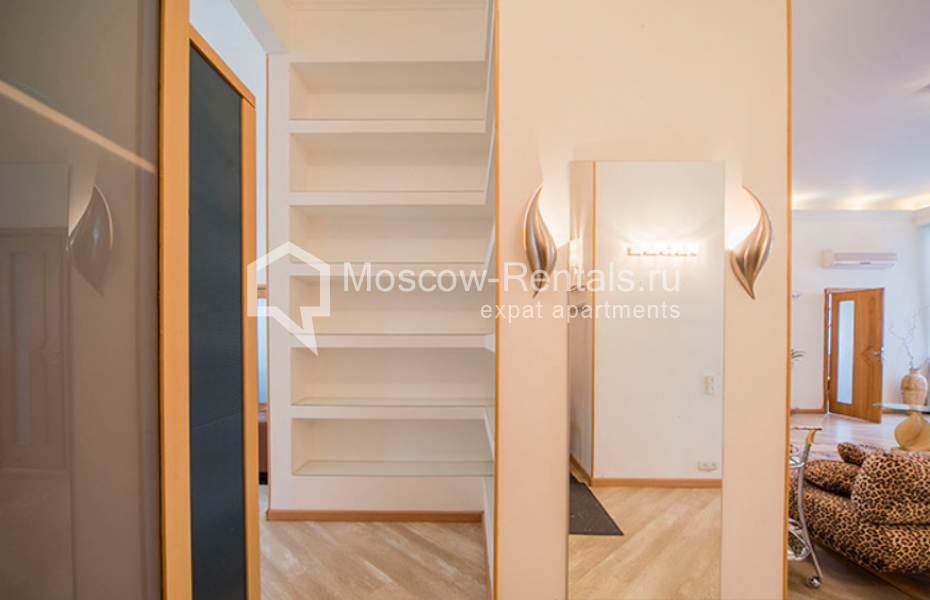 Photo #16 5-room (4 BR) apartment for <a href="http://moscow-rentals.ru/en/articles/long-term-rent" target="_blank">a long-term</a> rent
 in Russia, Moscow, Bolshaya Yakimanka str, 25- 27