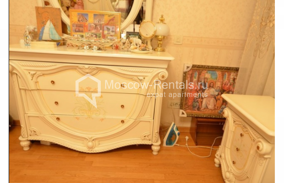 Photo #9 4-room (3 BR) apartment for <a href="http://moscow-rentals.ru/en/articles/long-term-rent" target="_blank">a long-term</a> rent
 in Russia, Moscow, Prechistenka str, 40/2 С 1