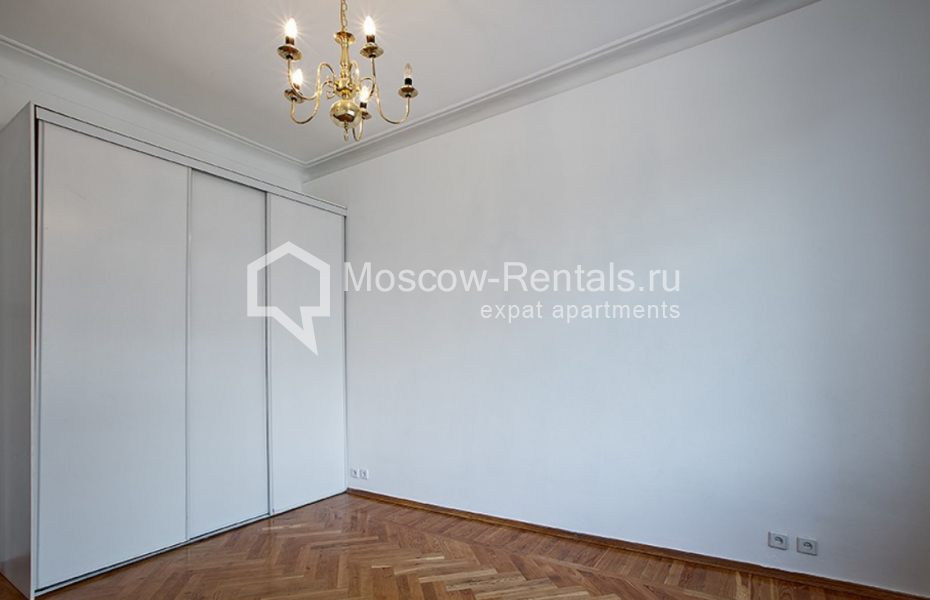 Photo #4 4-room (3 BR) apartment for <a href="http://moscow-rentals.ru/en/articles/long-term-rent" target="_blank">a long-term</a> rent
 in Russia, Moscow, Bolshaya Ordynka str, 17 С 1