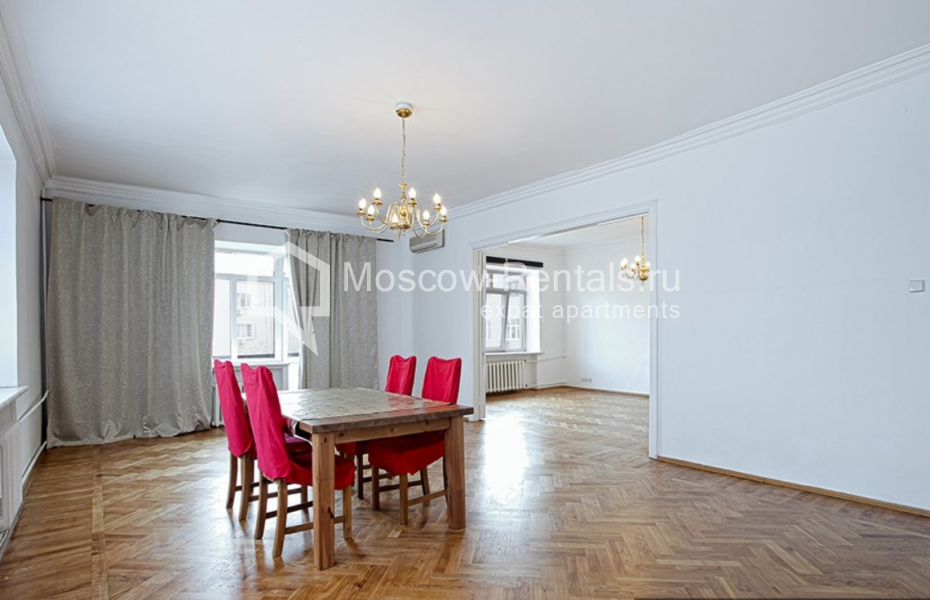Photo #2 4-room (3 BR) apartment for <a href="http://moscow-rentals.ru/en/articles/long-term-rent" target="_blank">a long-term</a> rent
 in Russia, Moscow, Bolshaya Ordynka str, 17 С 1