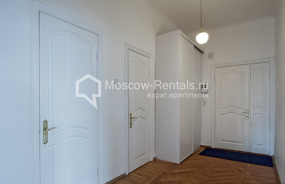 Photo #17 4-room (3 BR) apartment for <a href="http://moscow-rentals.ru/en/articles/long-term-rent" target="_blank">a long-term</a> rent
 in Russia, Moscow, Bolshaya Ordynka str, 17 С 1