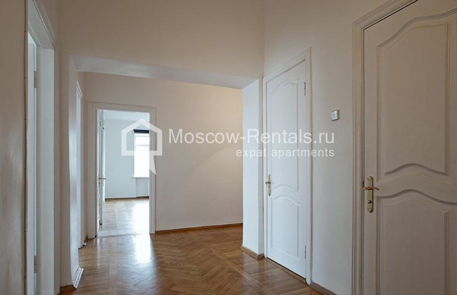 Photo #18 4-room (3 BR) apartment for <a href="http://moscow-rentals.ru/en/articles/long-term-rent" target="_blank">a long-term</a> rent
 in Russia, Moscow, Bolshaya Ordynka str, 17 С 1