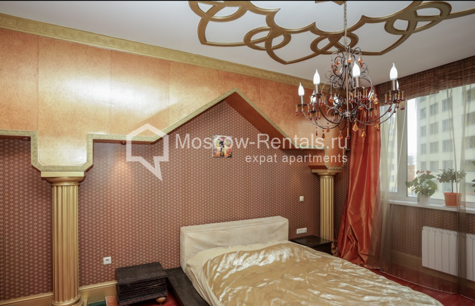 Photo #8 4-room (3 BR) apartment for <a href="http://moscow-rentals.ru/en/articles/long-term-rent" target="_blank">a long-term</a> rent
 in Russia, Moscow, Shabolovksa str, 23 к 5
